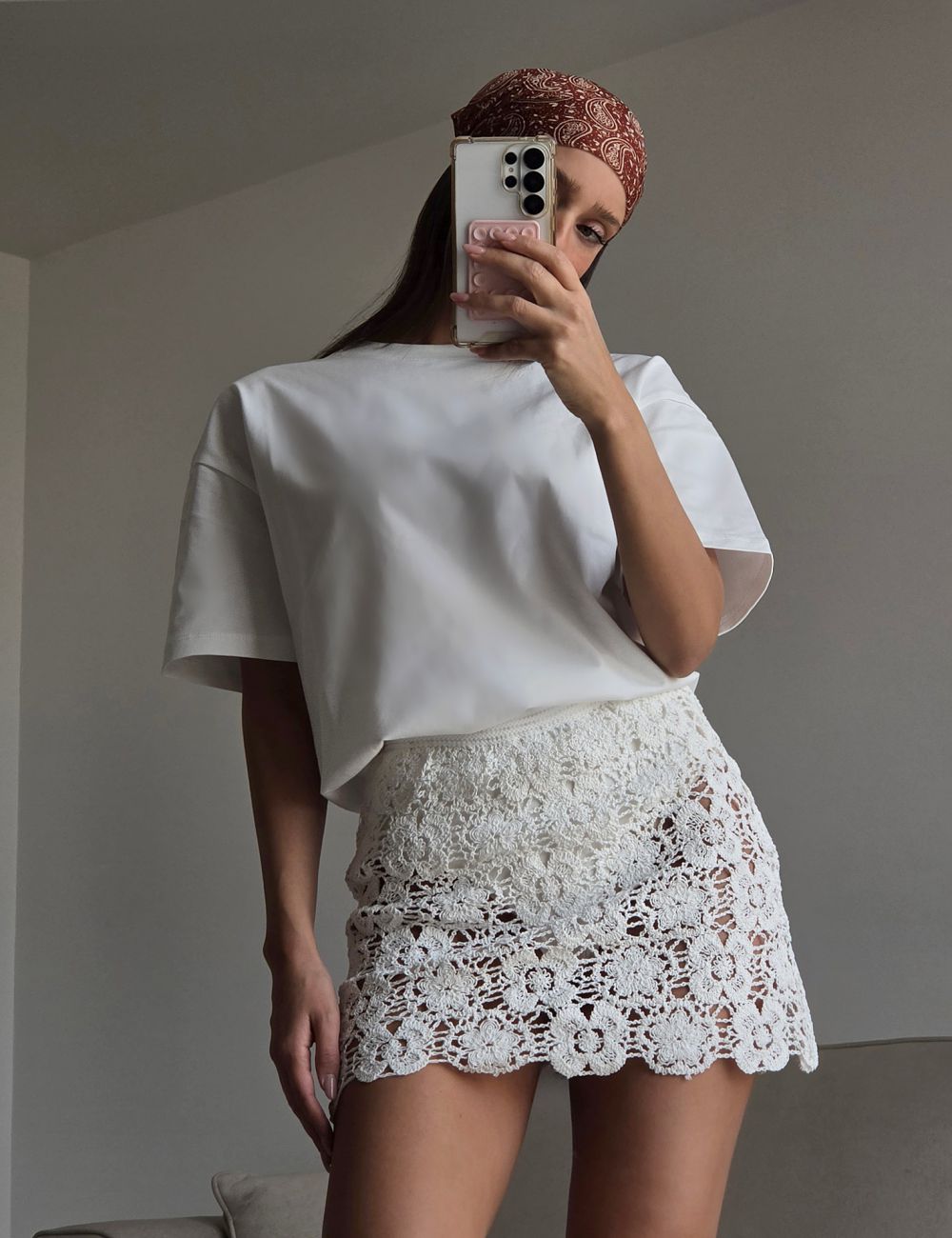 טי שירט בשילוב צעיף