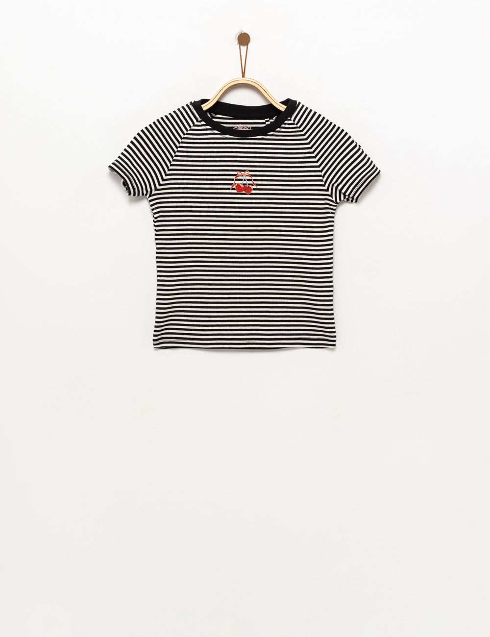 טי ריב עם דפוס