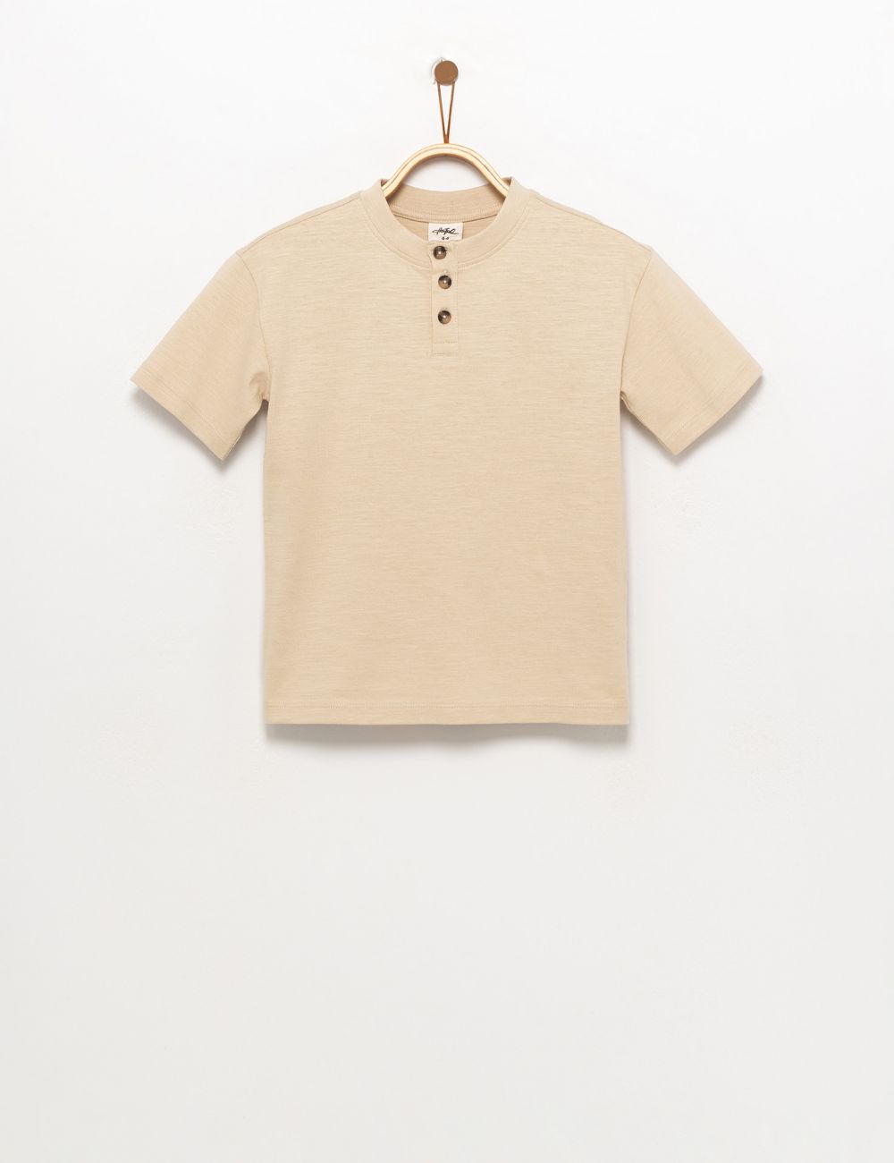 חולצת טי עם שינה