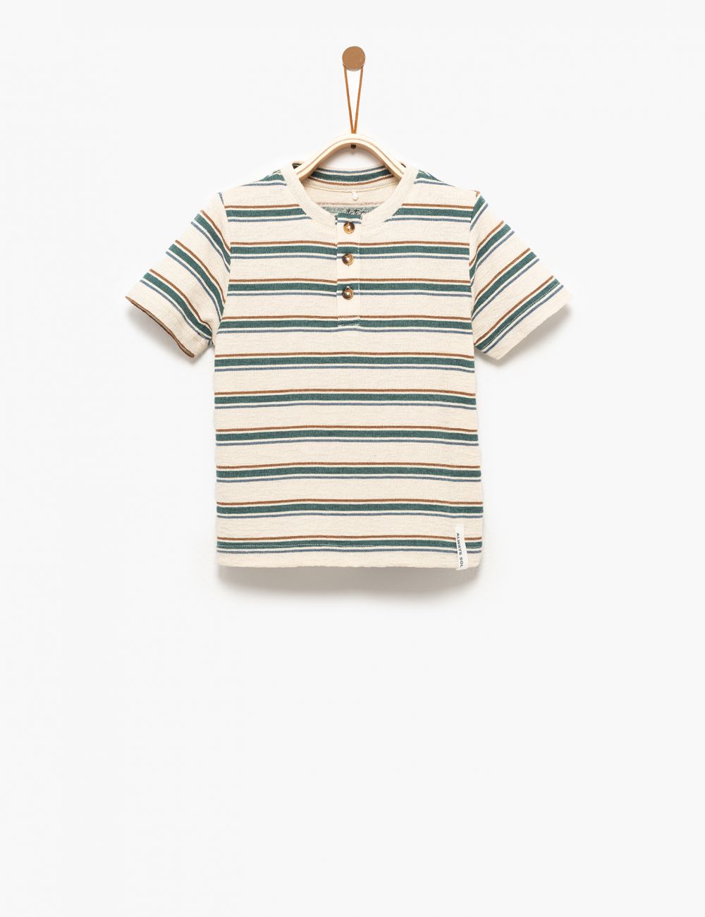 חולצת טי עם שינה