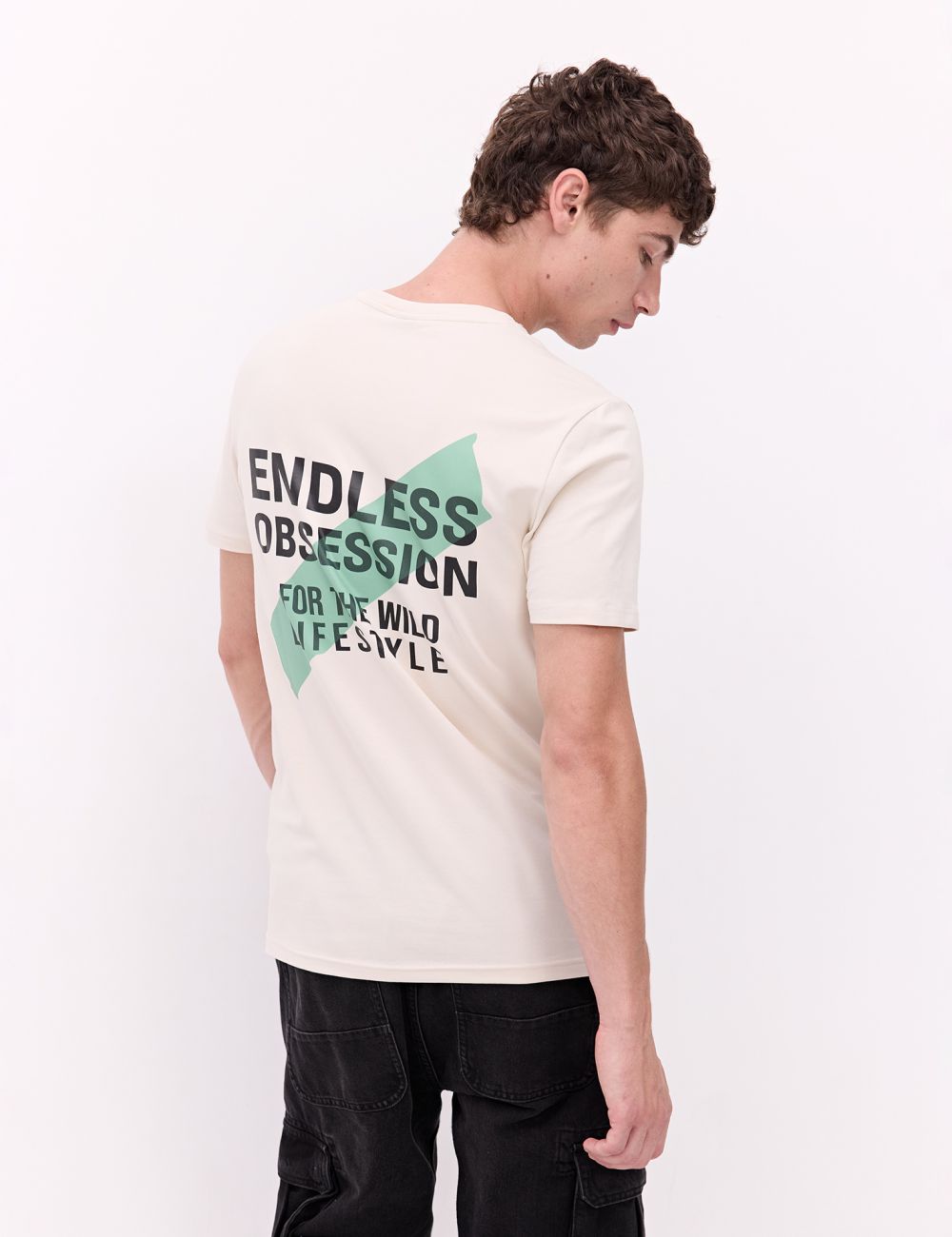 טי-שירט לייקרה SLIM FIT