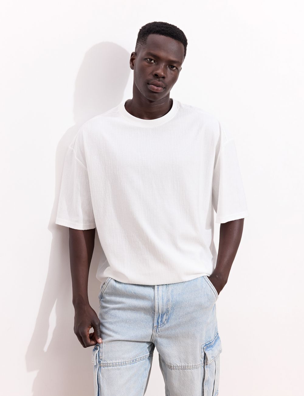 טי שירט עם טקסטורה