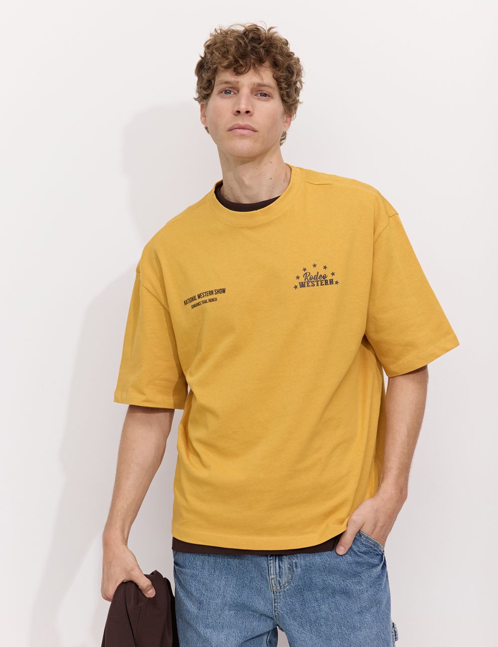 טי שירט BOXY עם דפוס