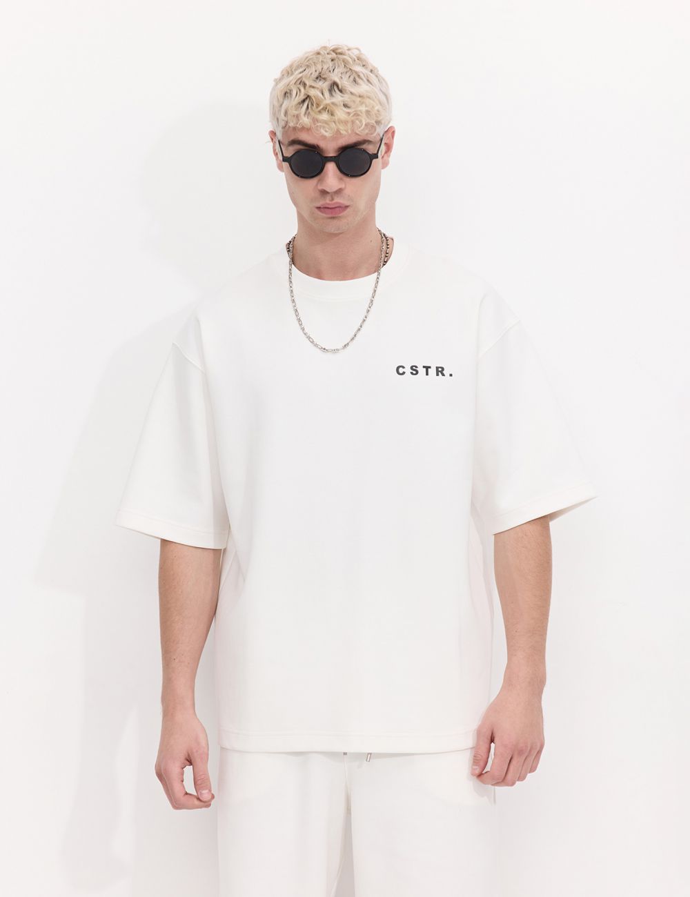 טי שירט מבד עבה בגזרת אובר סייז