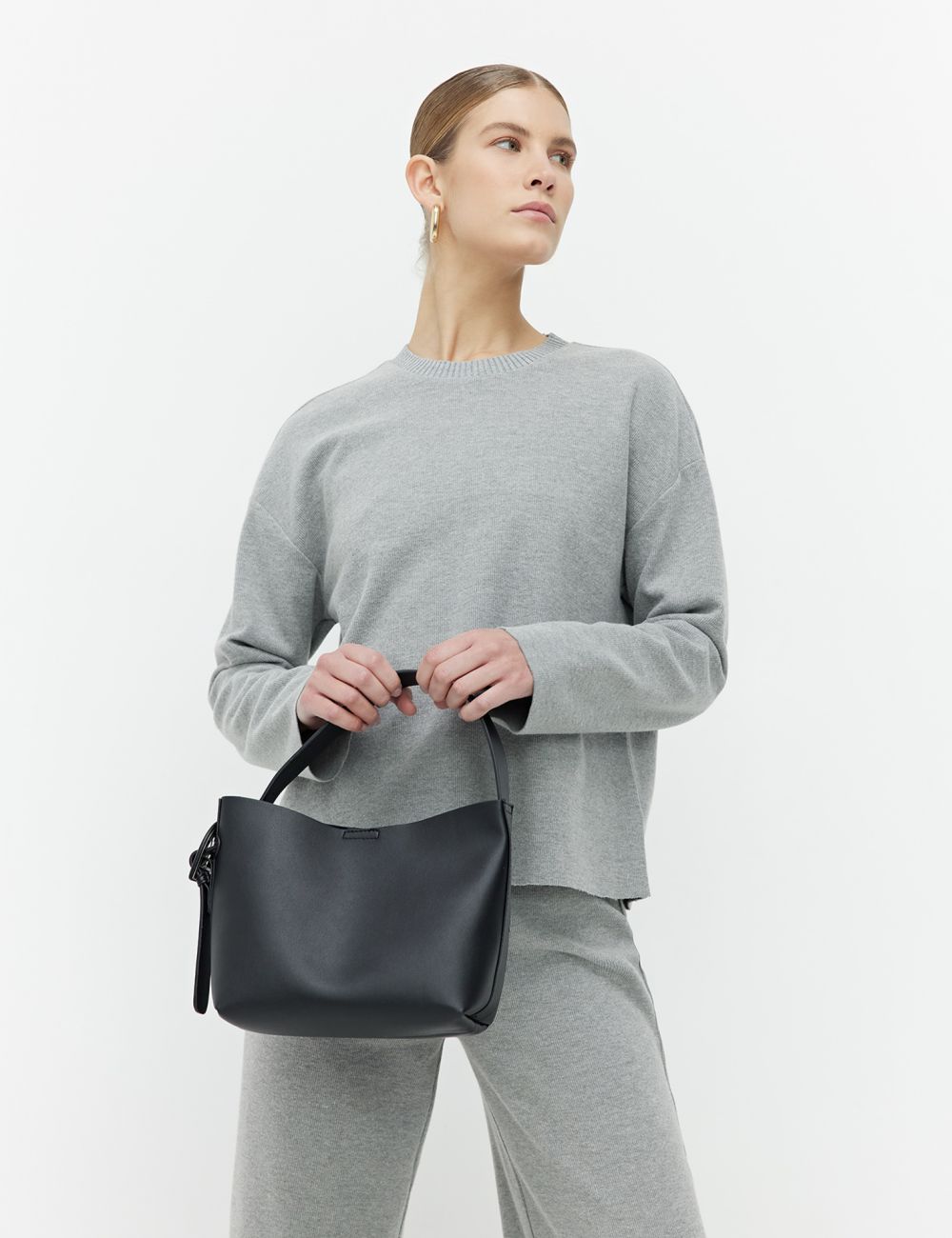 סווטשירט מבד סריג רך