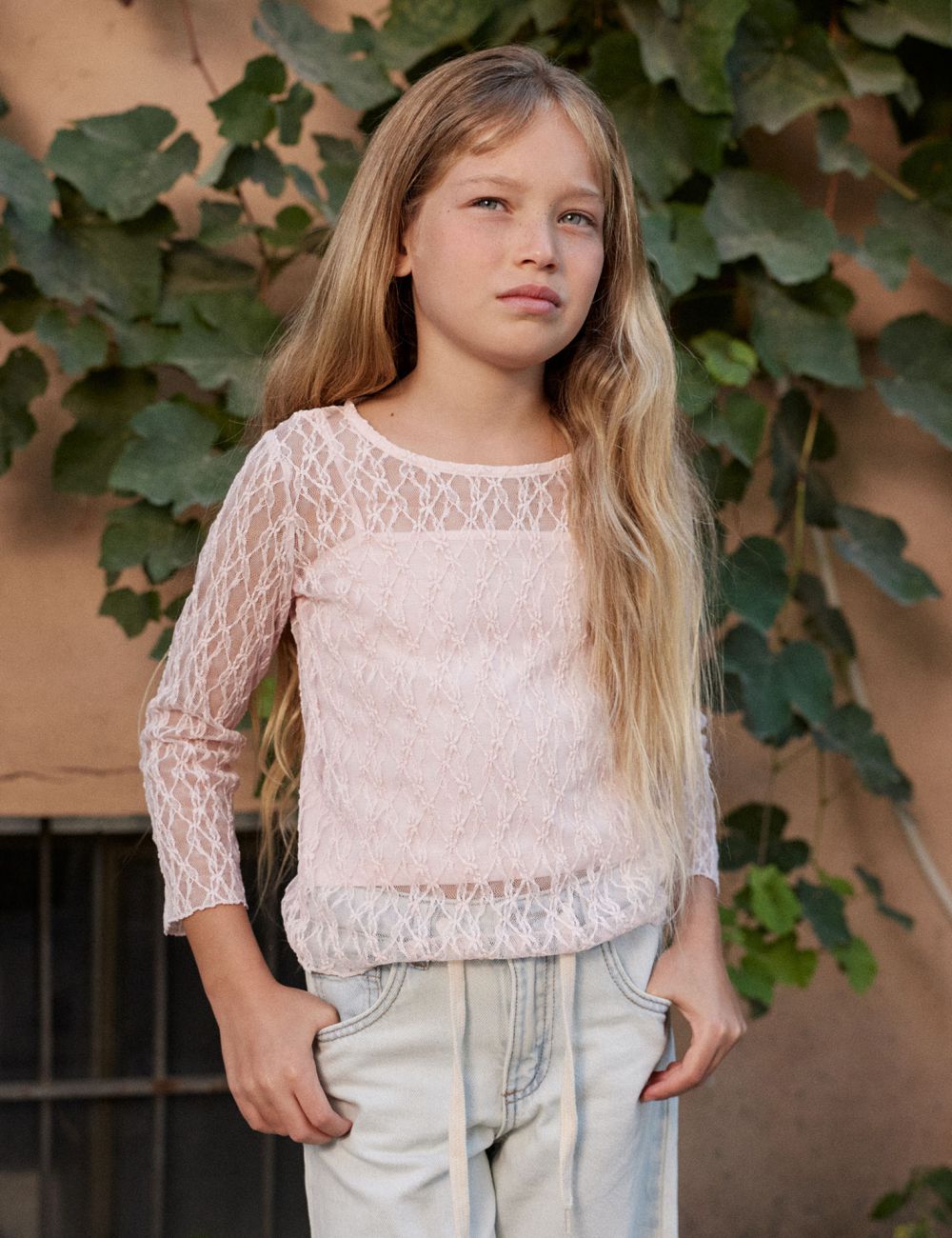 חולצת תחרה ארוכה