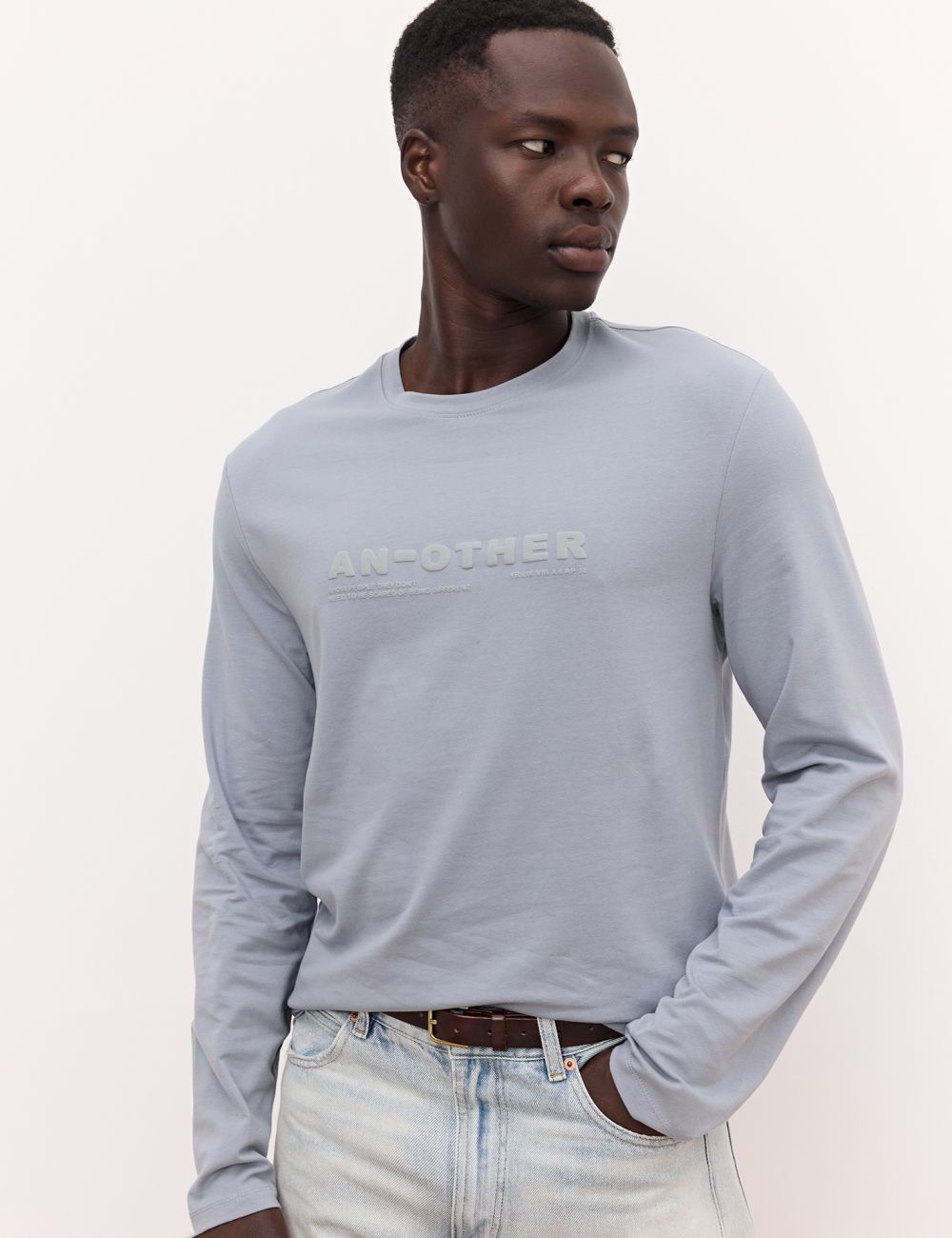 טי שרוול ארוך עם הדפס