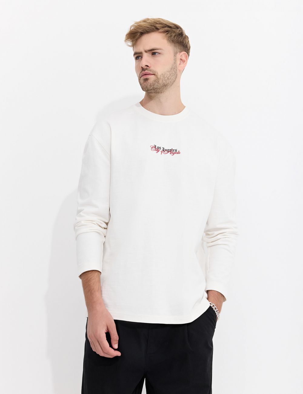 טי-שירט ארוכה עם כיתוב