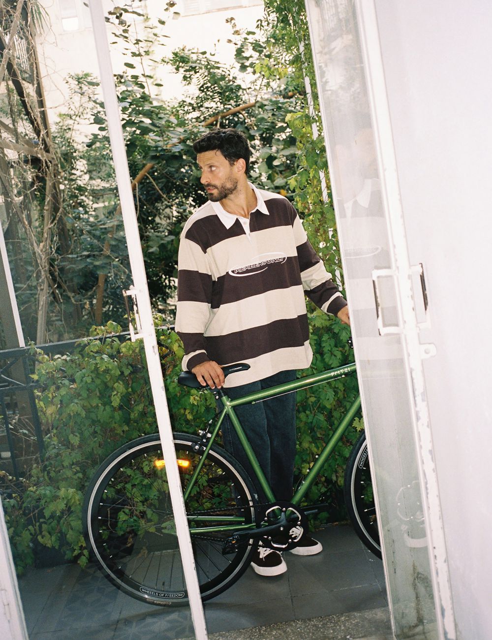 פולו פסים שרוול ארוך עם ריקמה קידמית