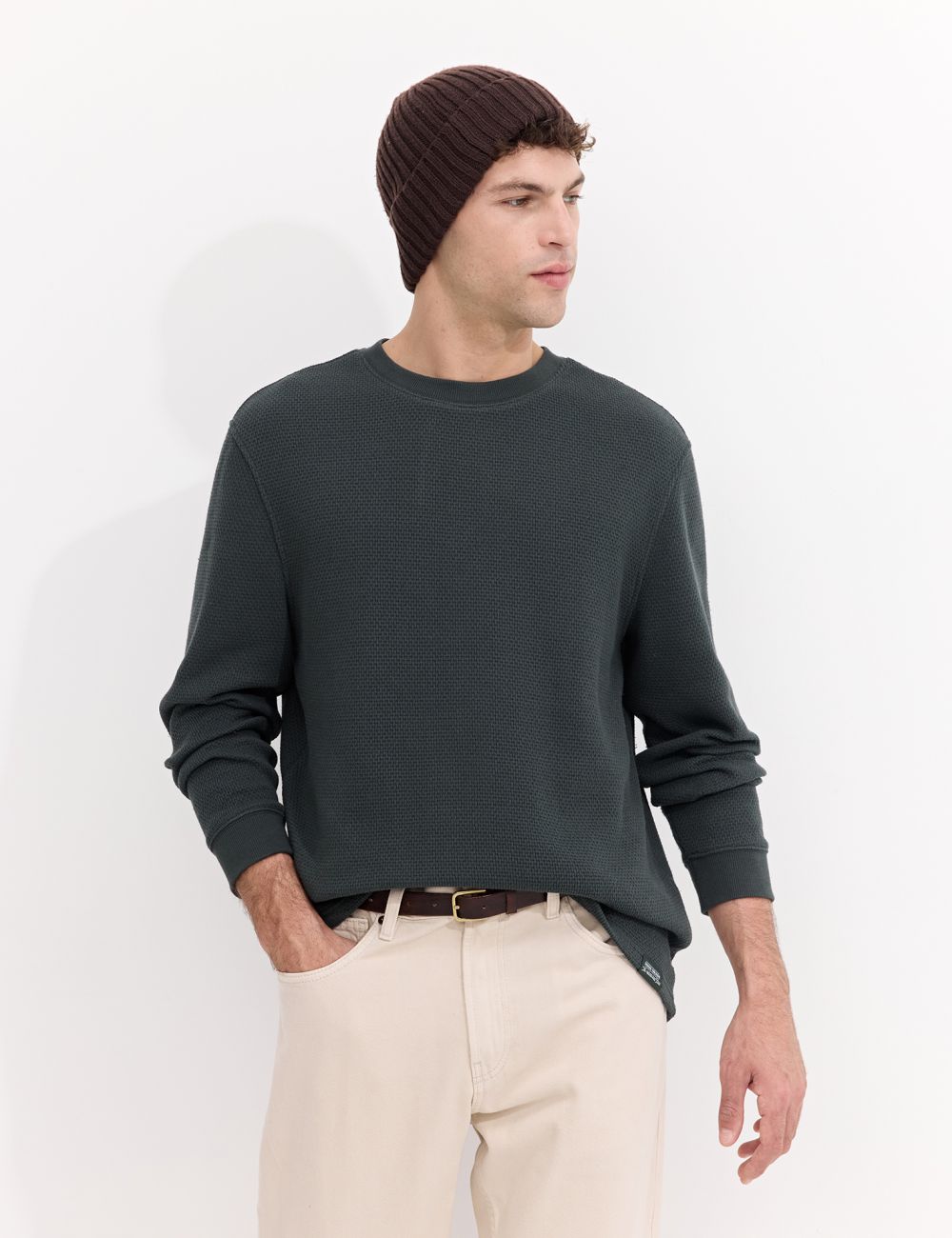 טי שירט שרוול ארוך עם טקסטורה