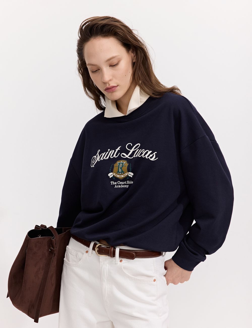 סווטשירט עם צווארון