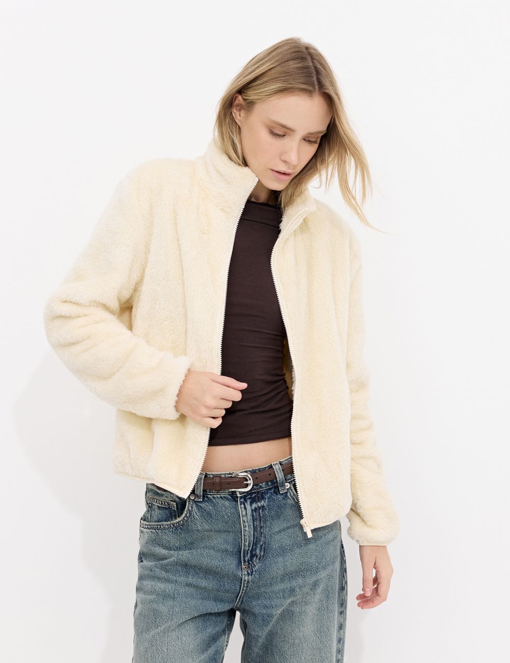 סווטשירט פרוותי עם רוכסן וצאורון