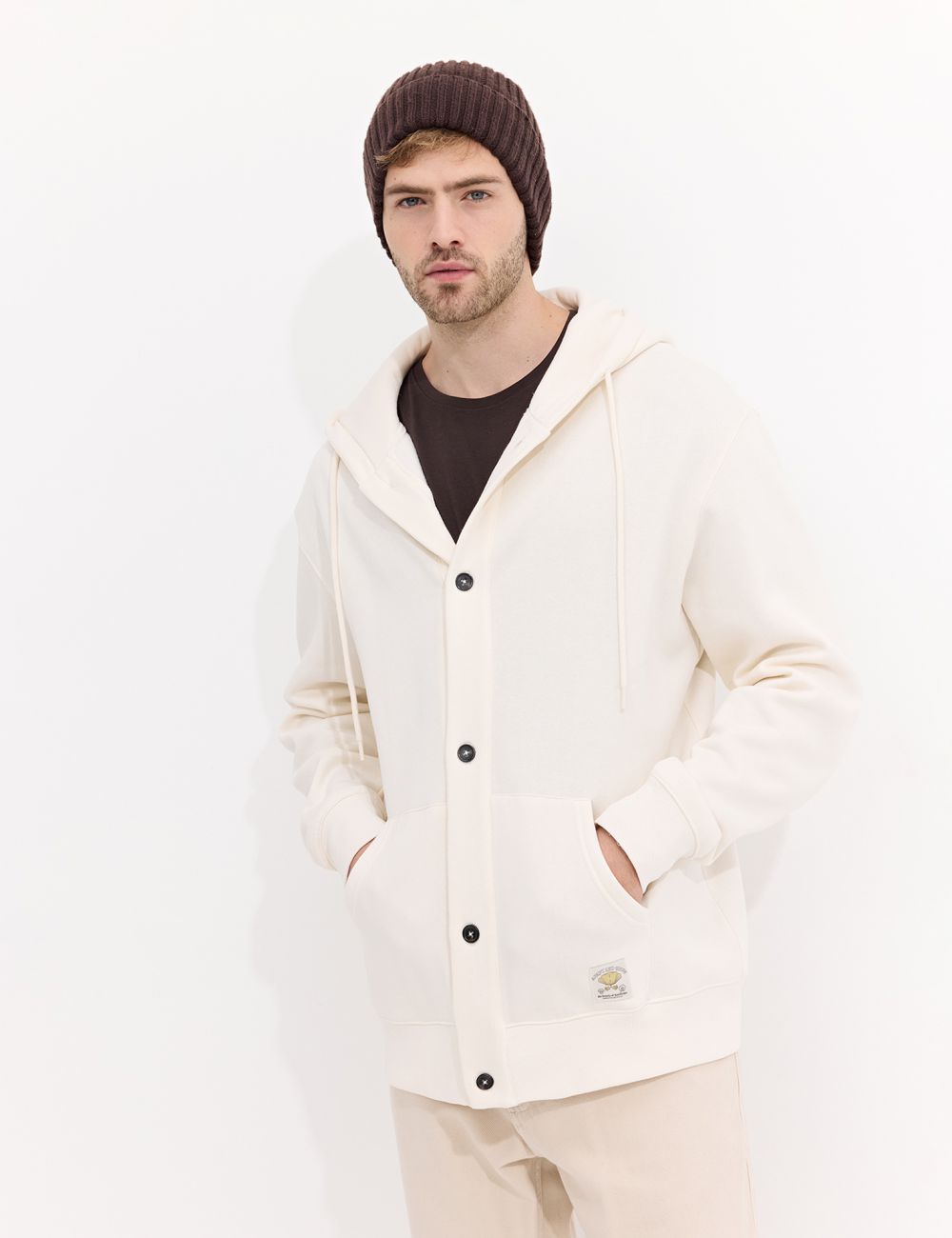 קפוצ’ון קרדיגן עם כפתורים