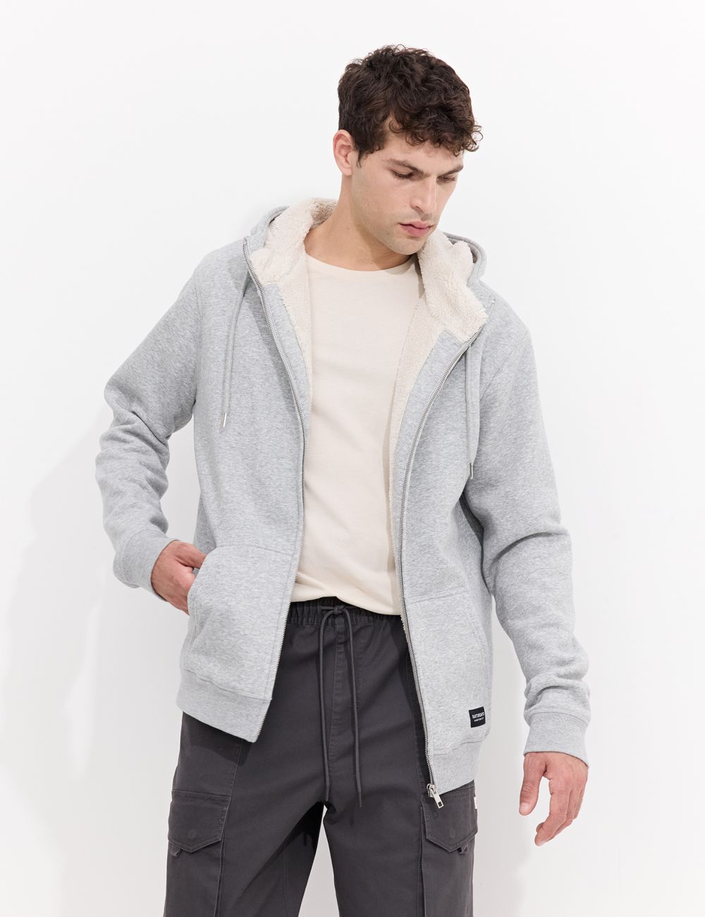 קפוצ’ון עם בטנה פרוותית