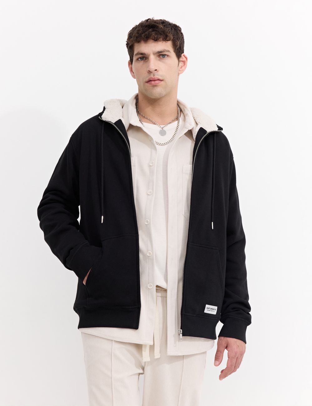 קפוצ’ון עם בטנה פרוותית