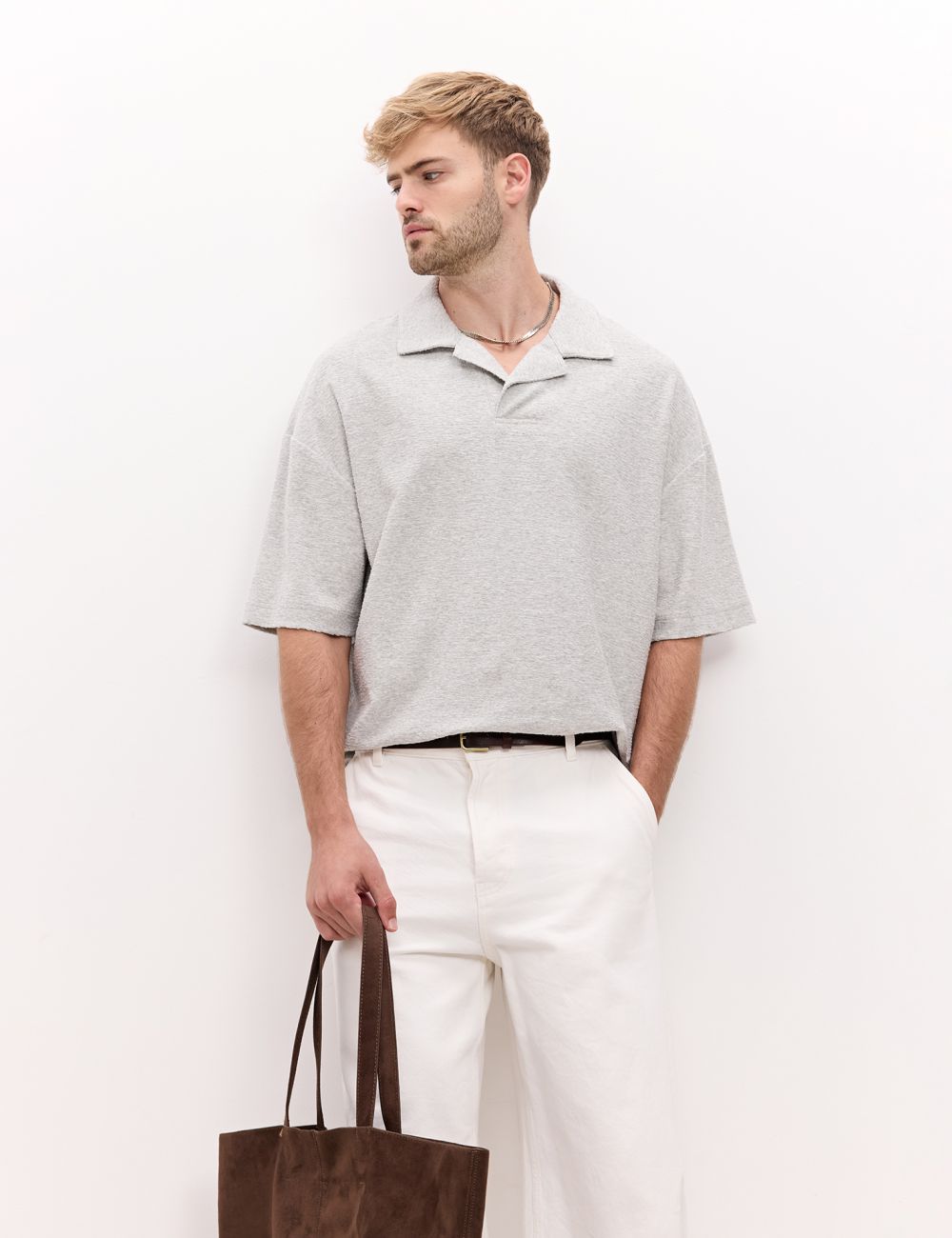 פולו עם טקסטורה בגזרה משוחררת