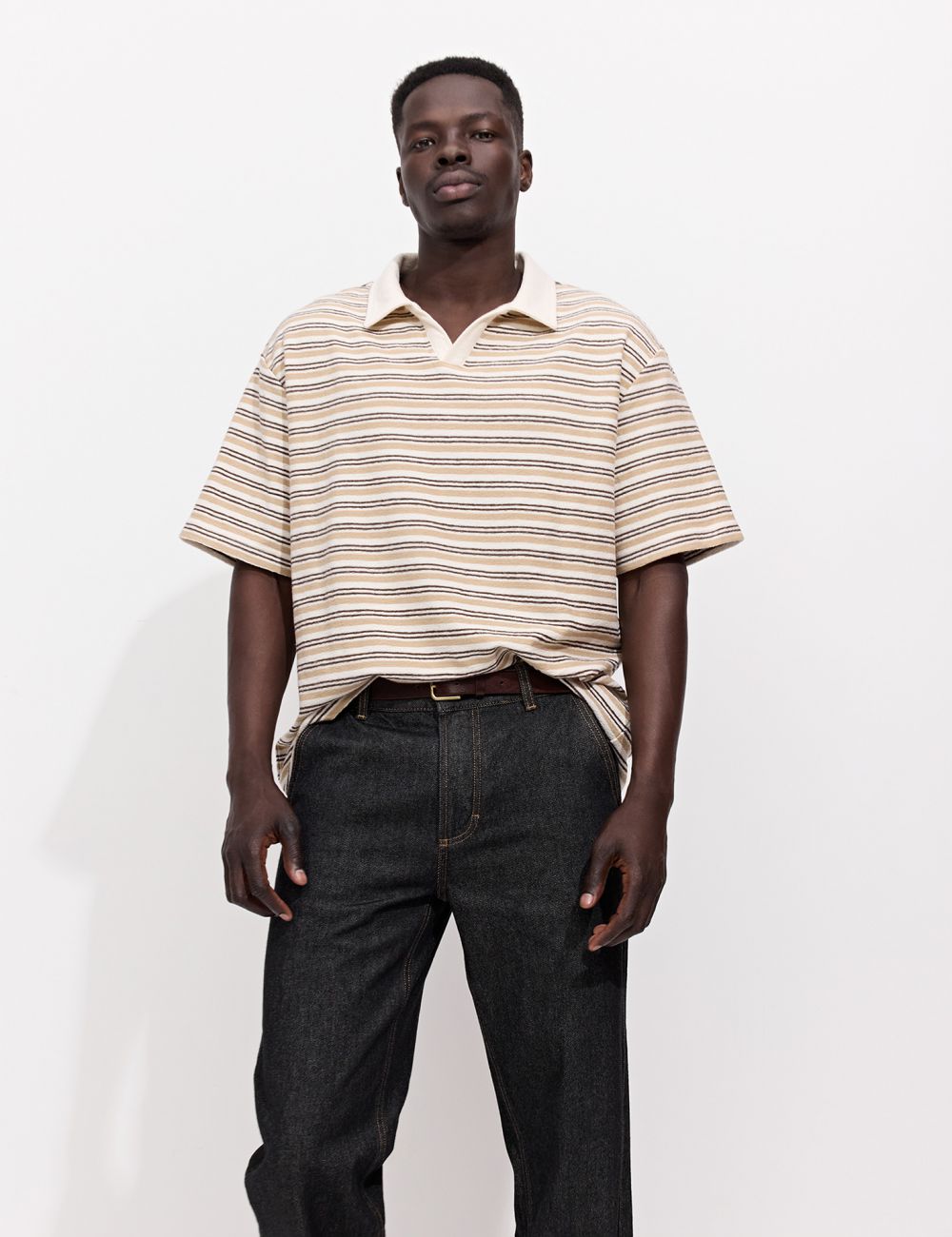 חולצת פולו עם פסים