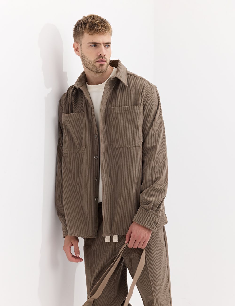 חולצת over shirt מבד קורדרוי