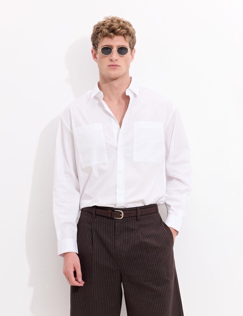 חולצה מכופתרת עם כיסים