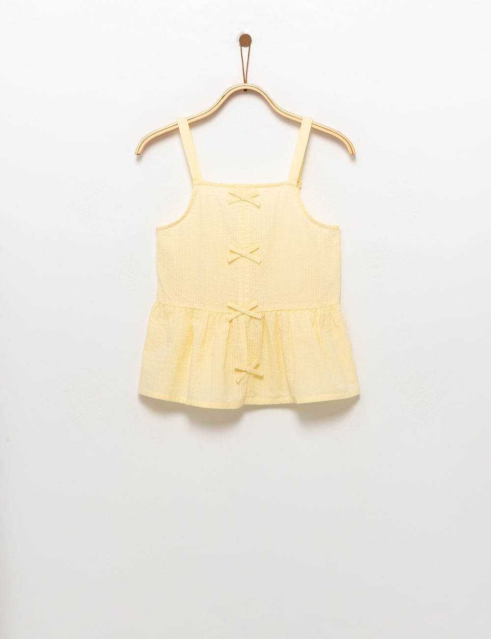 גופיה עם פפיונים