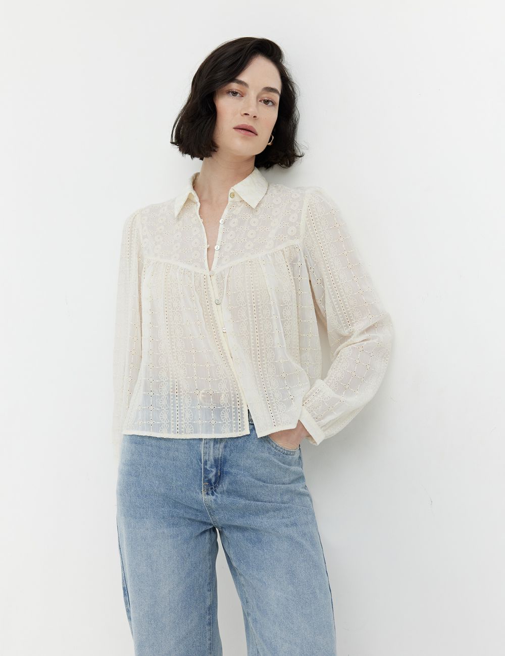 חולצת שיפון מכופתרת