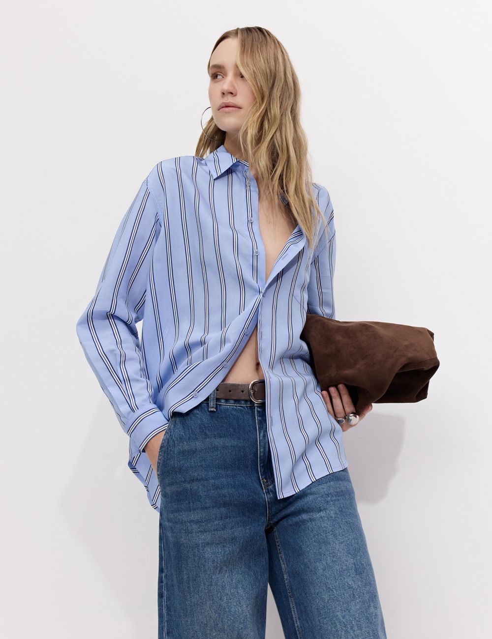 חולצה מכופתרת רכה במראה פופלין