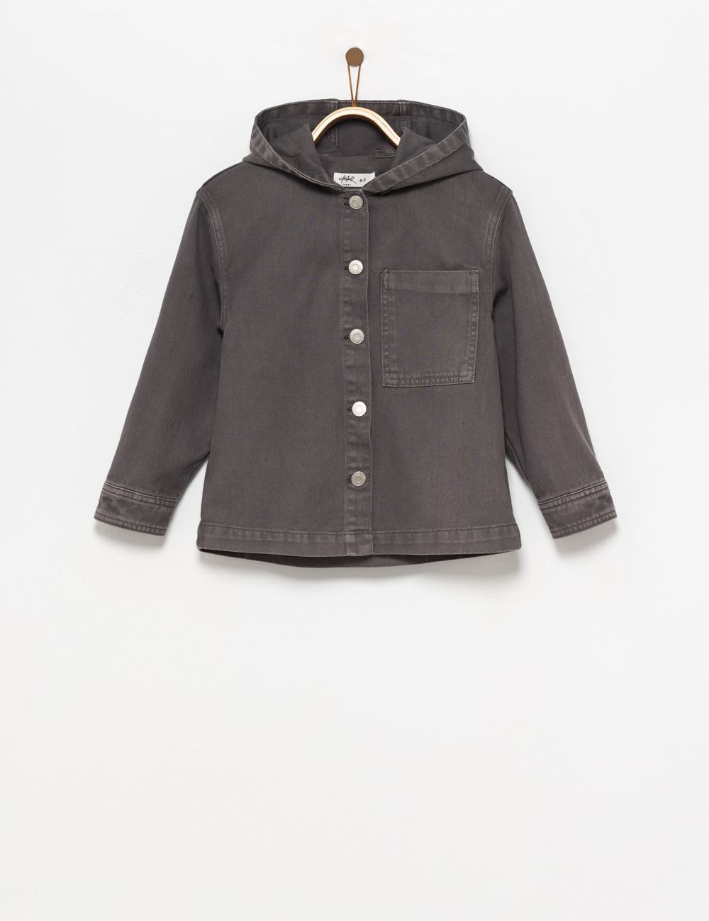 ג’קט ג’ינס עם כובע