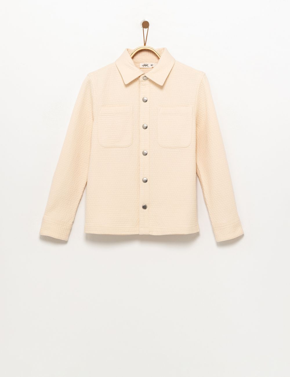 חולצת טקסטורה מכופתרת