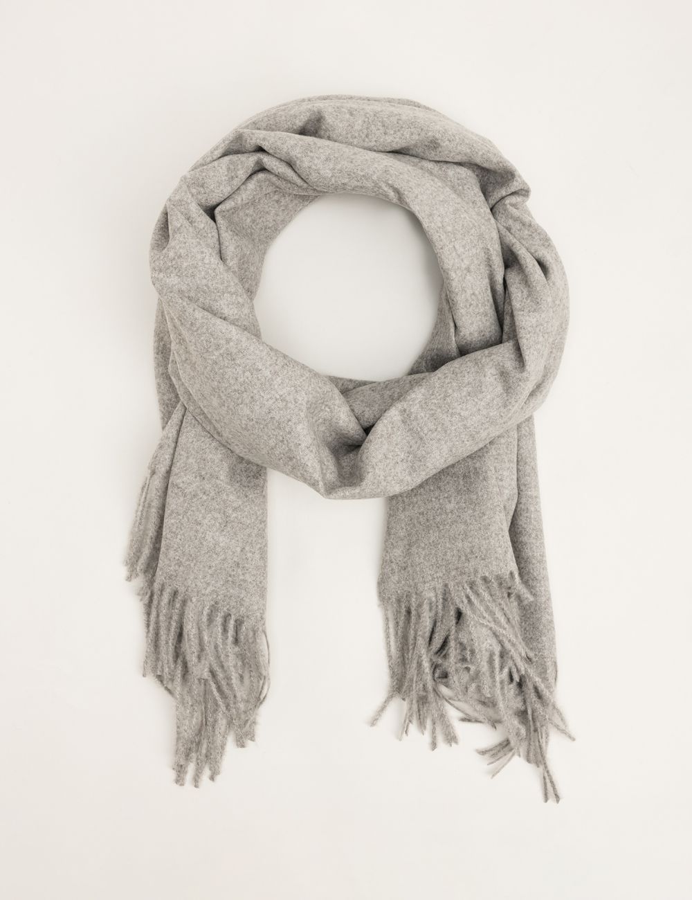 צעיף עם פרנזים