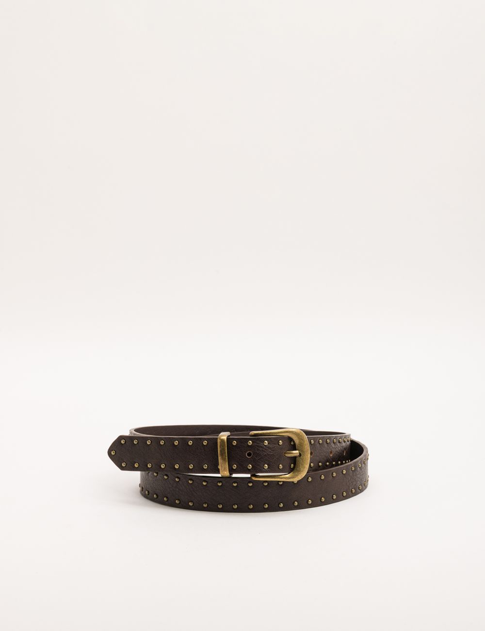 חגורה עם ניטים זהב
