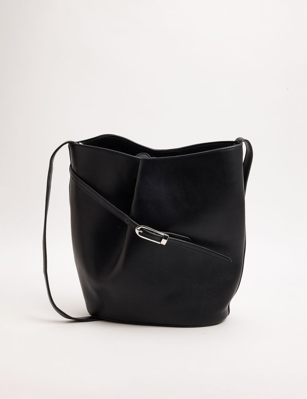 תיק צד עם חגורה