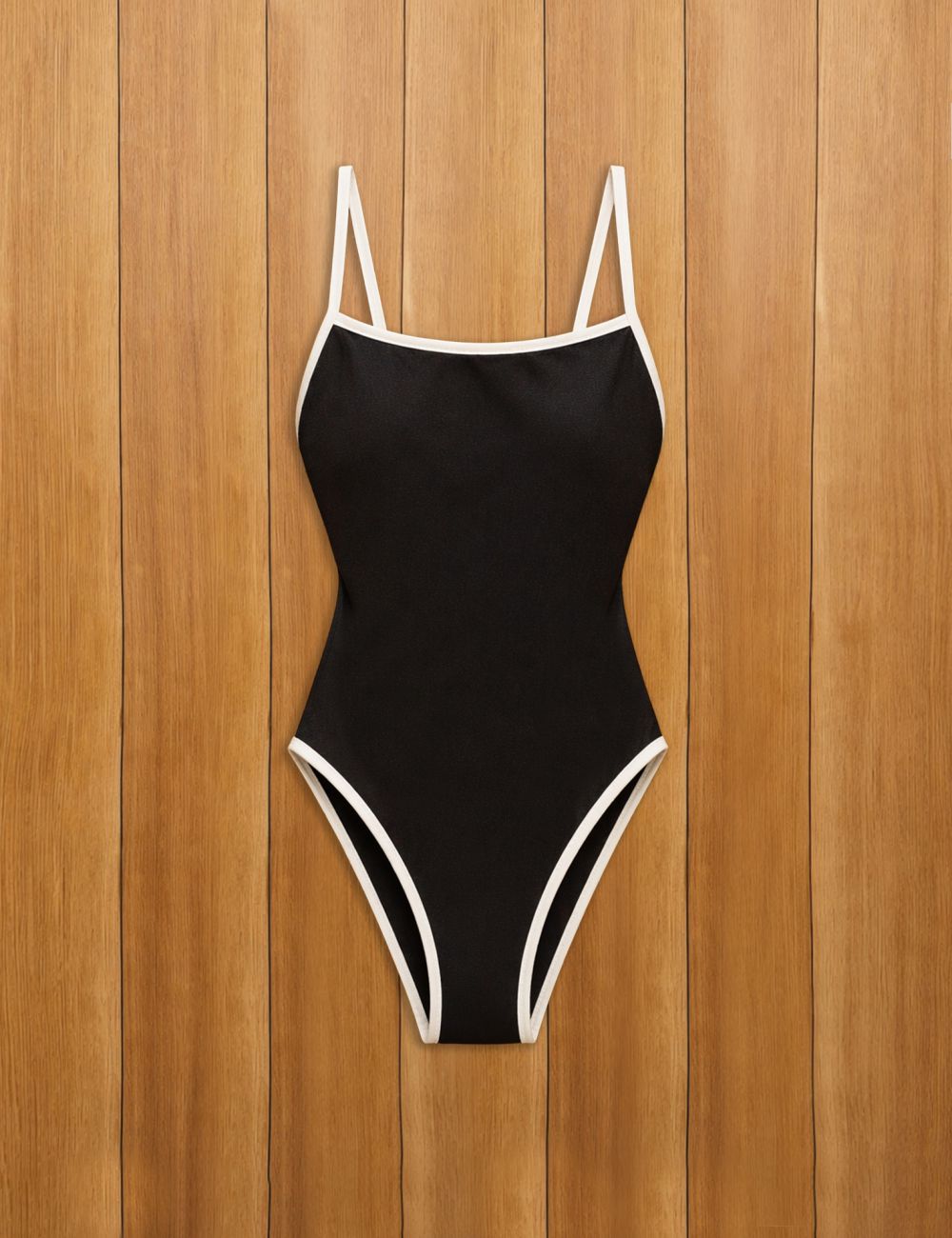 בגד ים שלם עם מחשוף ישר