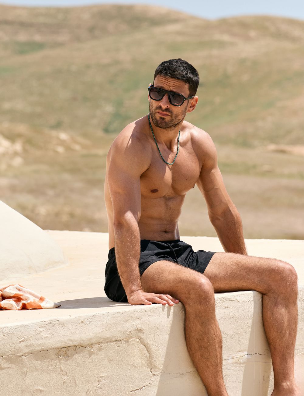 בגד ים באורך קצר