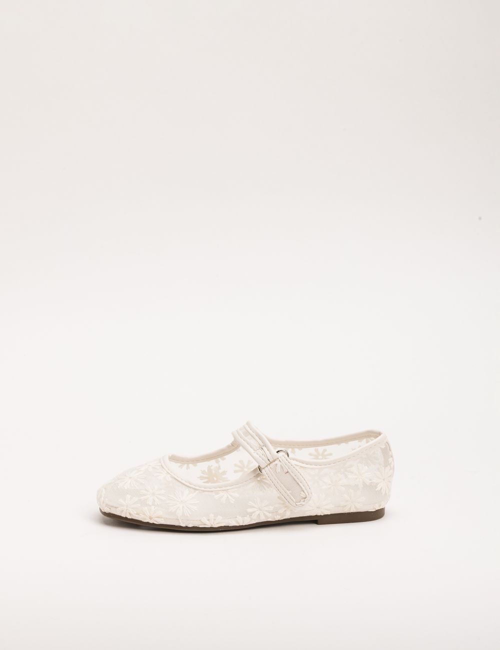 נעלי בלרינה עם רקמה