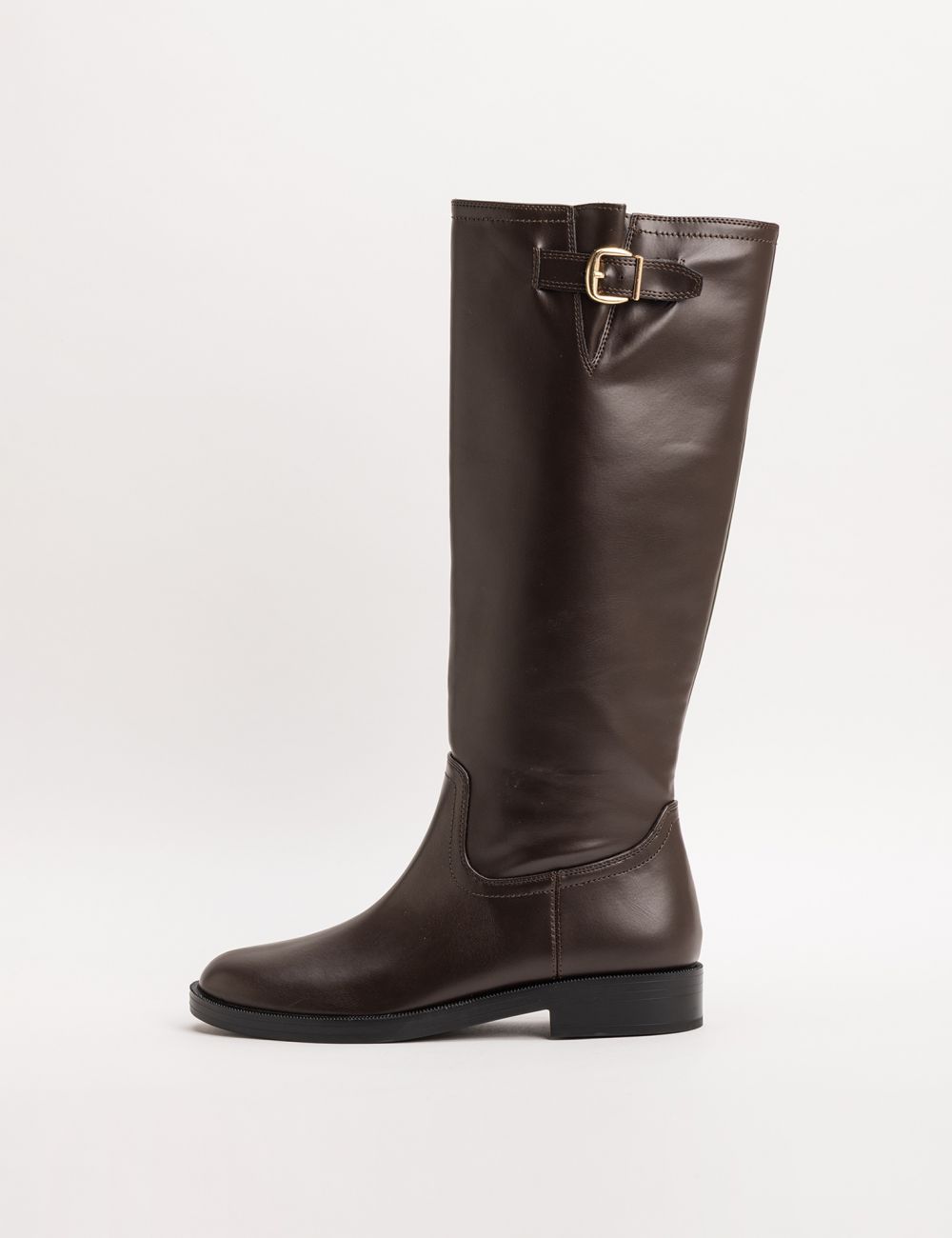 מגף עד הברך עם רצועה