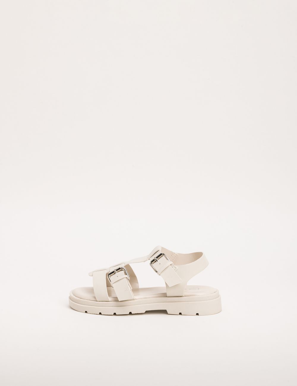 סנדל עם סוליית טרקטור