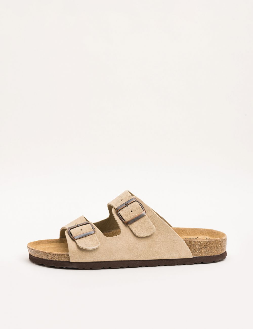 כפכפי עור עם אבזמים