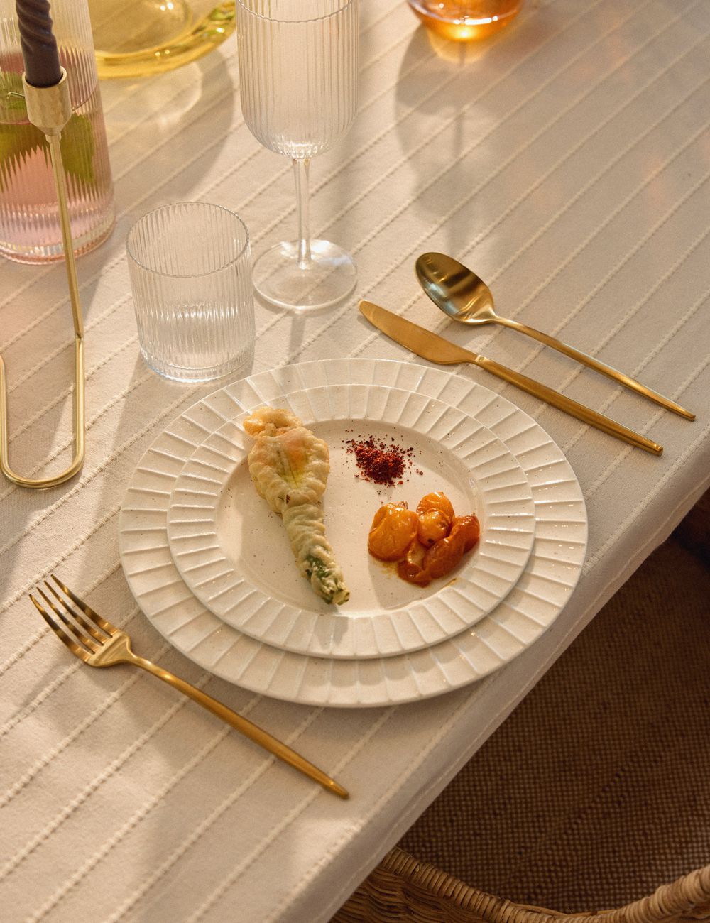 צלחת מנה ראשונה אביב 21.4CM