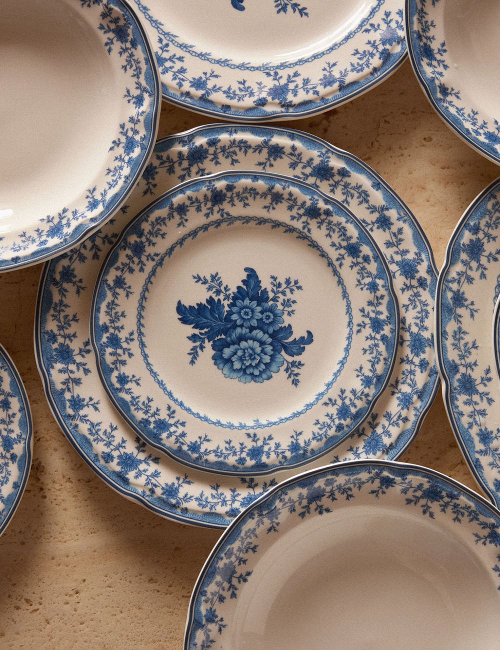 צלחת מנה ראשונה פרחים כחולים וינטג20CM