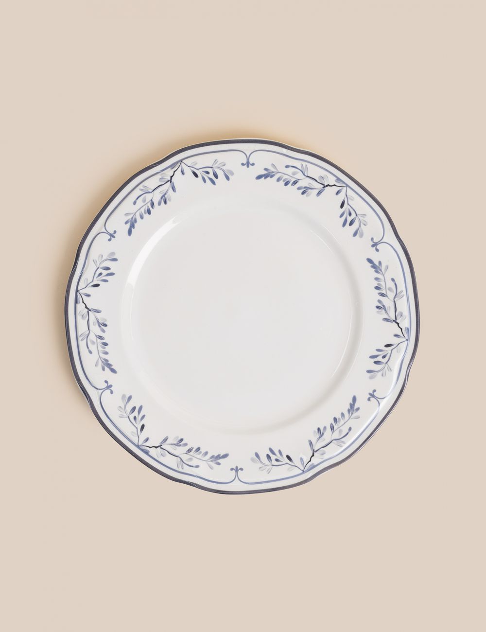 צלחת מנה עיקרית בר