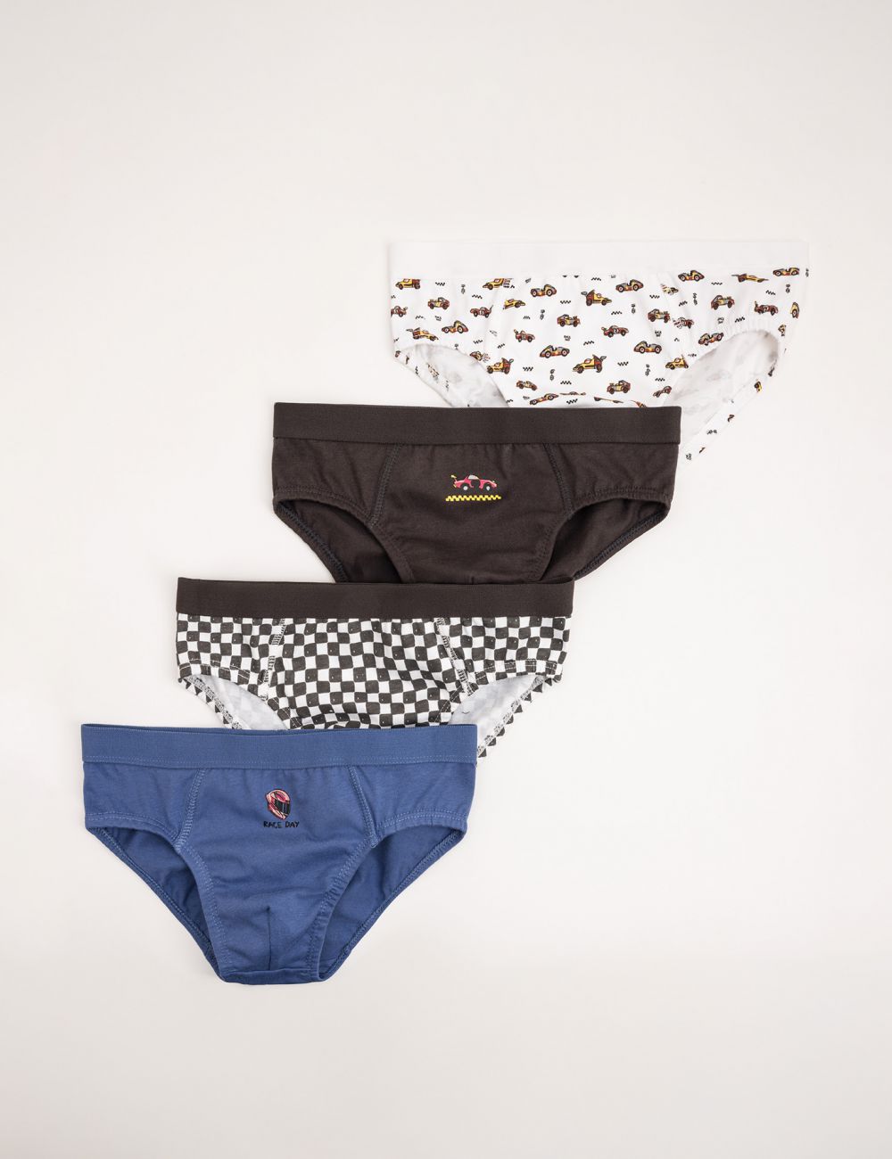 מארז 4 תחתונים