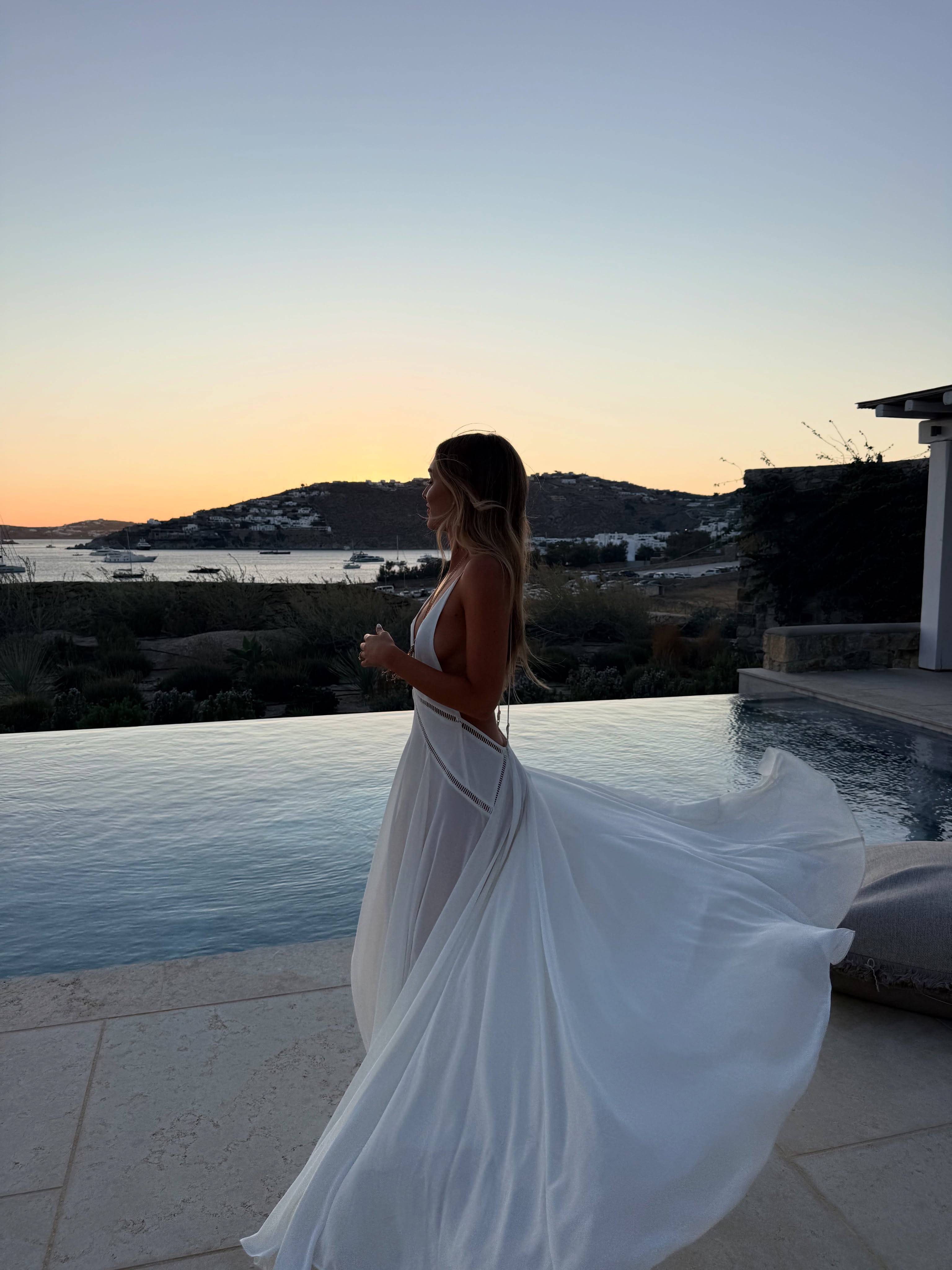 She’s one of a kind 🤍
Custom made for our bride @__omernudelman__