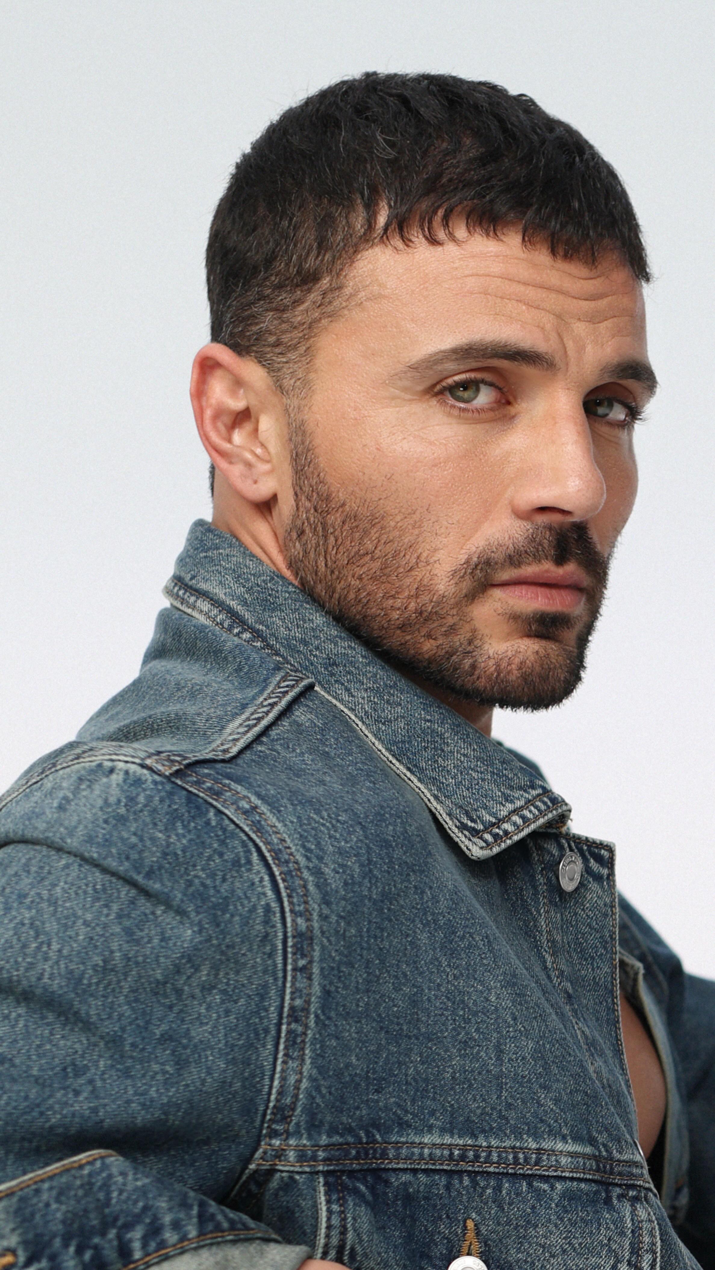 ICONIC JEANS | @israelatiass